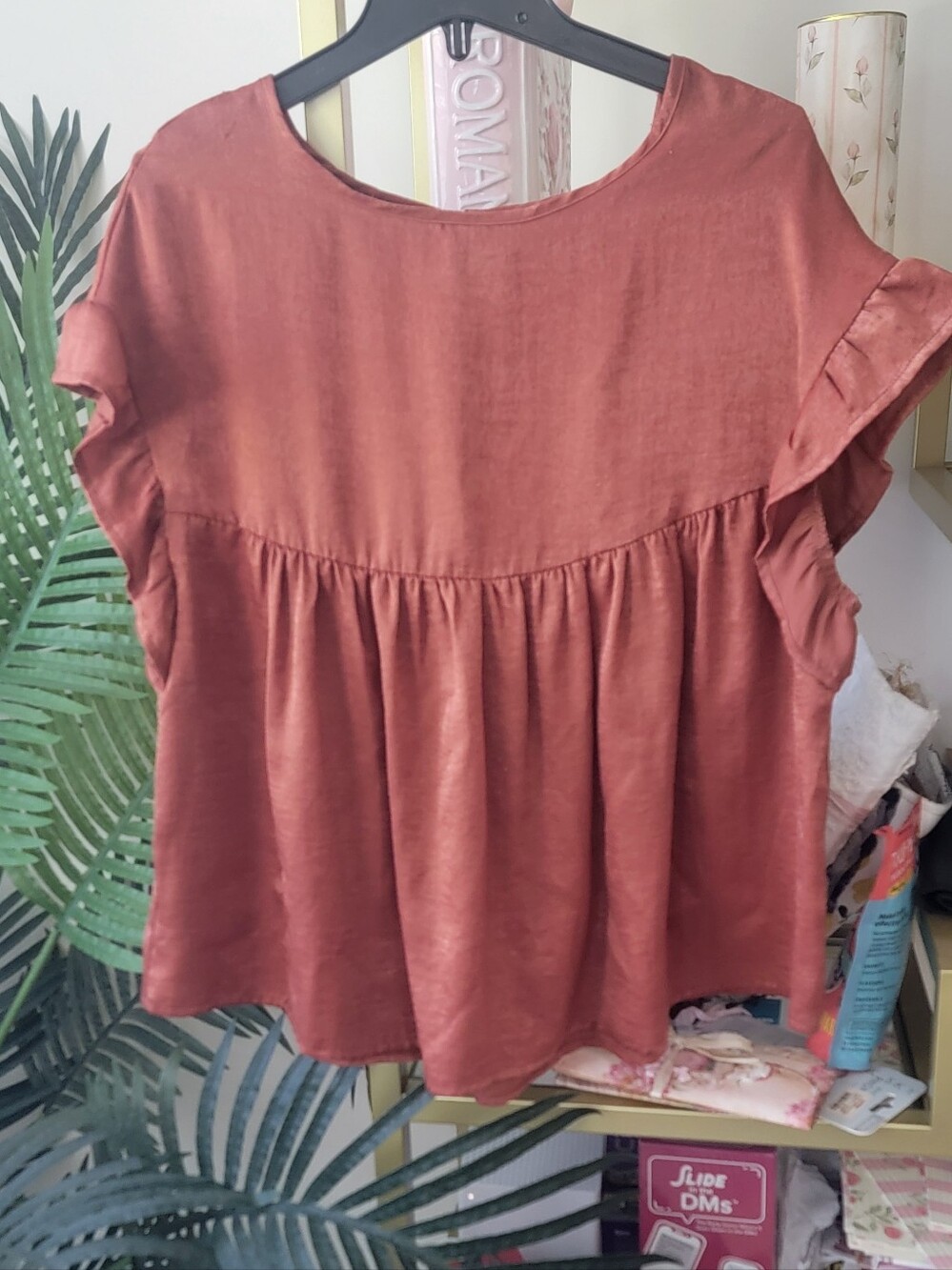 Vestique Rust Orange Ruffled Top - Size Small